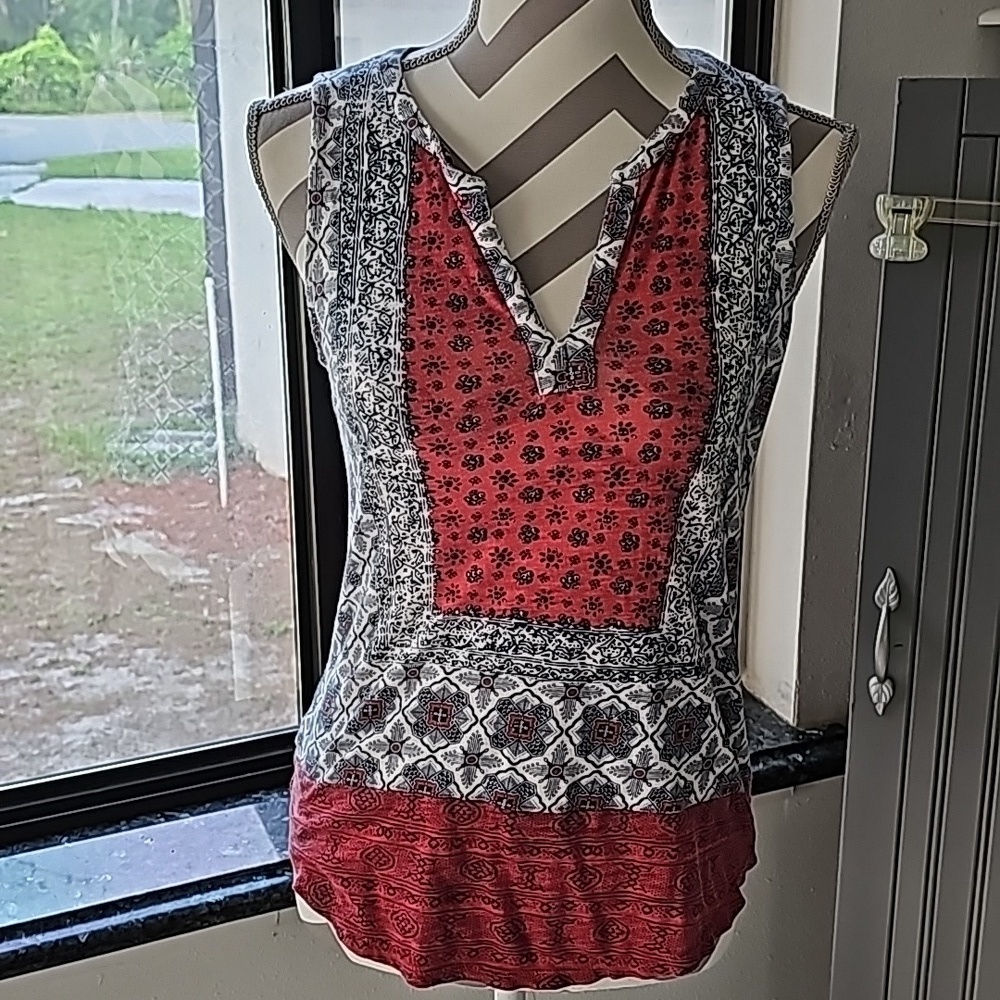 COPY - Ladies Lucky Brand top